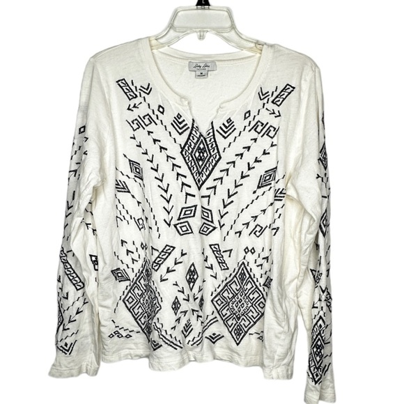 Lucky Lotus Embroidered‎ Cotton Top - Picture 1 of 6
